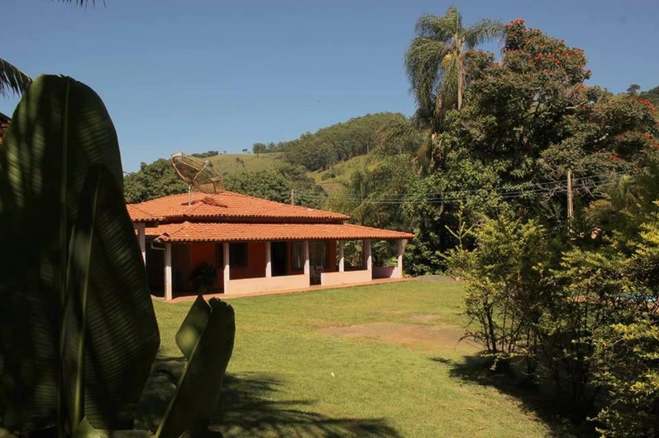 Chacara Solar Aguas Holiday home *